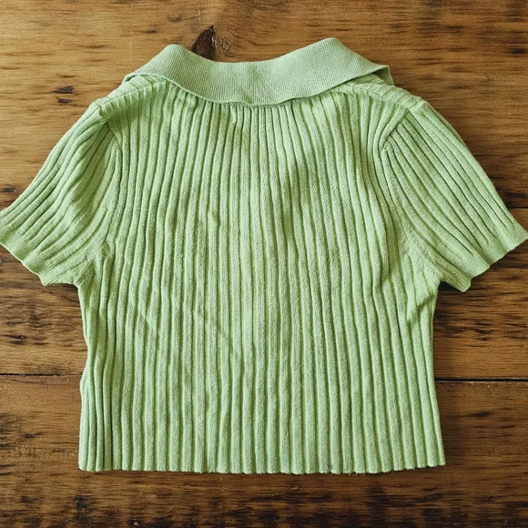 Urban Outfitters Lime Green Stretch Ribbed Collared Crop Top Size XS - Picture 4 of 6